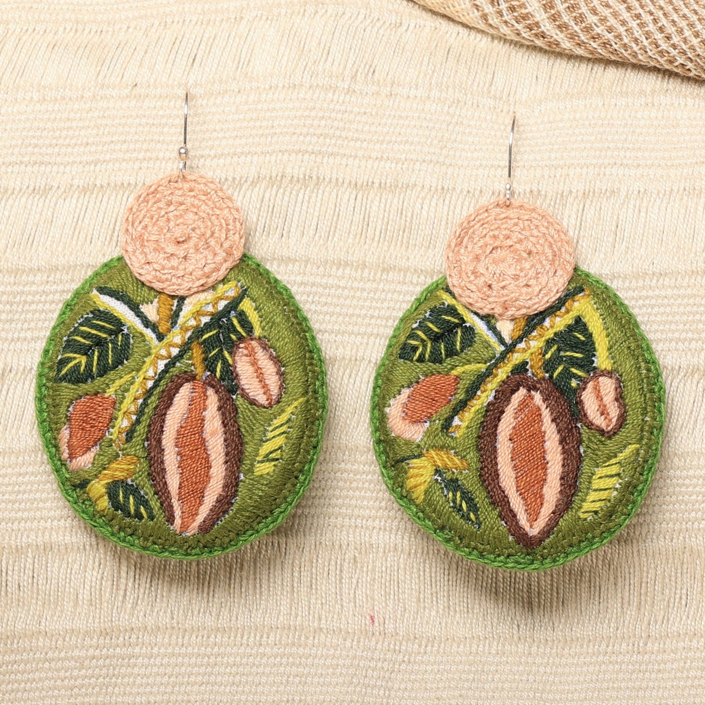 "Live forest cocoa" earrings